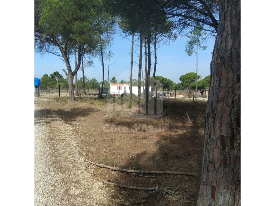 Propriedade rústica em Carvalhais, Fornos, Sesimbra — Castelo (Sesimbra), Setúbal