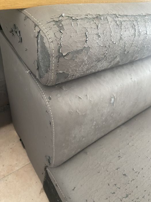 Sofá com chaise longue