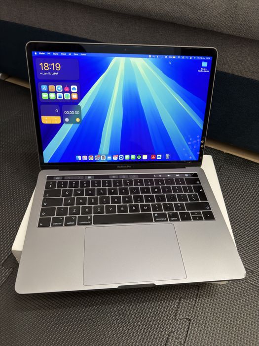 Macbook Pro 15,2 2018 Touchbar 8GB / 128GB