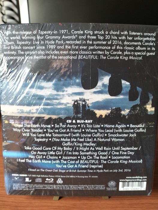 CD + Blu-Ray Caroline King