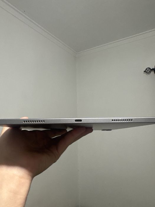 iPad Pro 12.9 (2022) 6ª geração 128 Go - WiFi - Cinzento Sideral