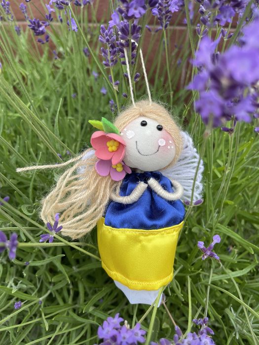 Янгол, лялька україночка, оберіг, подарунок волонтерам