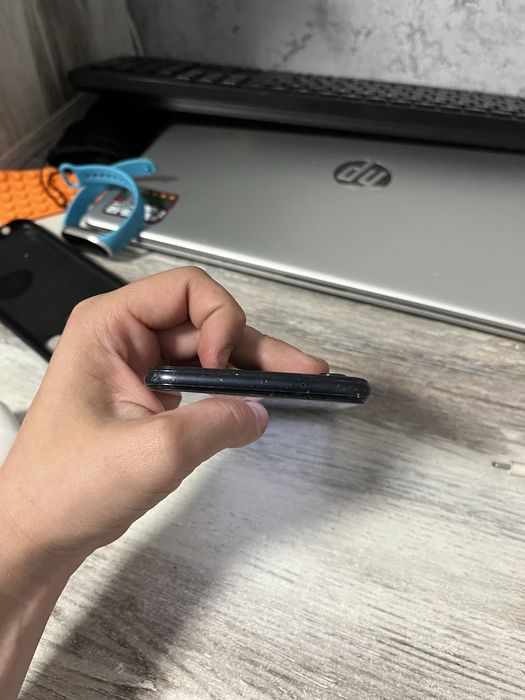 Телефон Huawei P20 lite 32GB