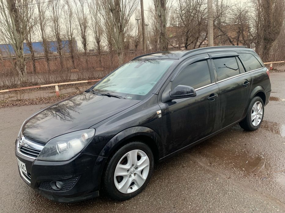 Опель Астра 1,7диз 2010г 233.км