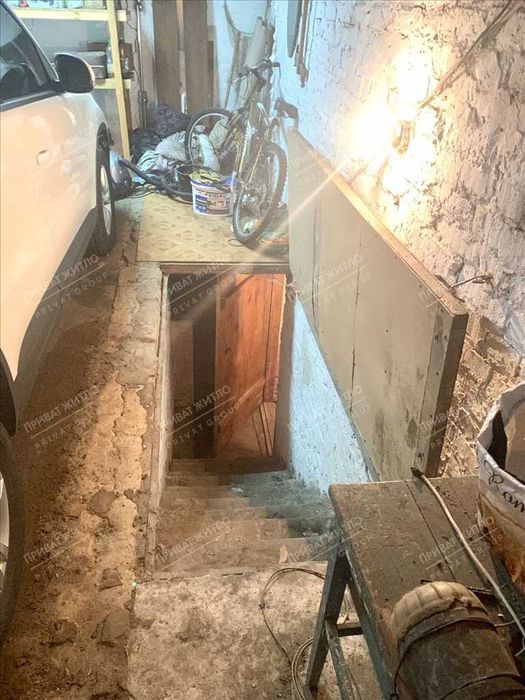 Будинок із земельною ділянкою 1 га, неподалік від міста Решетилівка