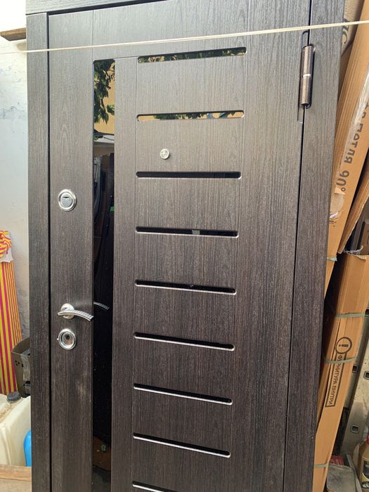 Входные двери от 3500. Экономки-2500