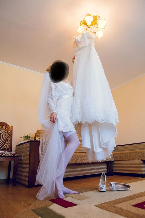 Весільна сукня айворі