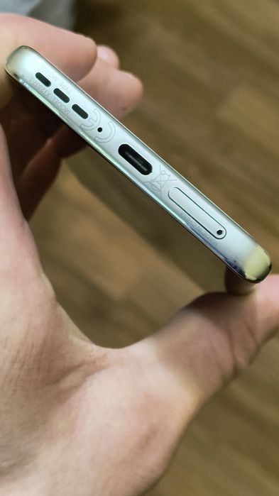 motorola edge 40 neo12/256 e сім, стан нового