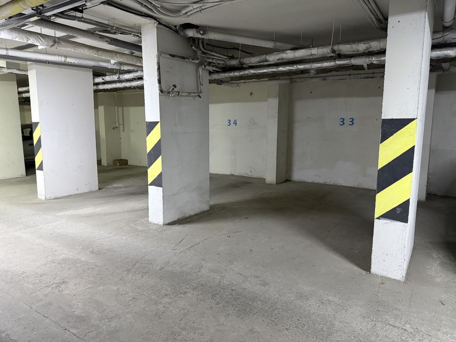 Продаж паркомісця біля Любави Святотроїцька