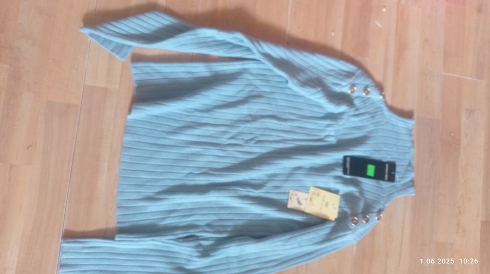 Nowe sweterki z metka zestaw