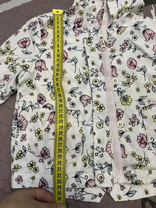 Демісезонна куртка на дівчинку 12-18 міс.