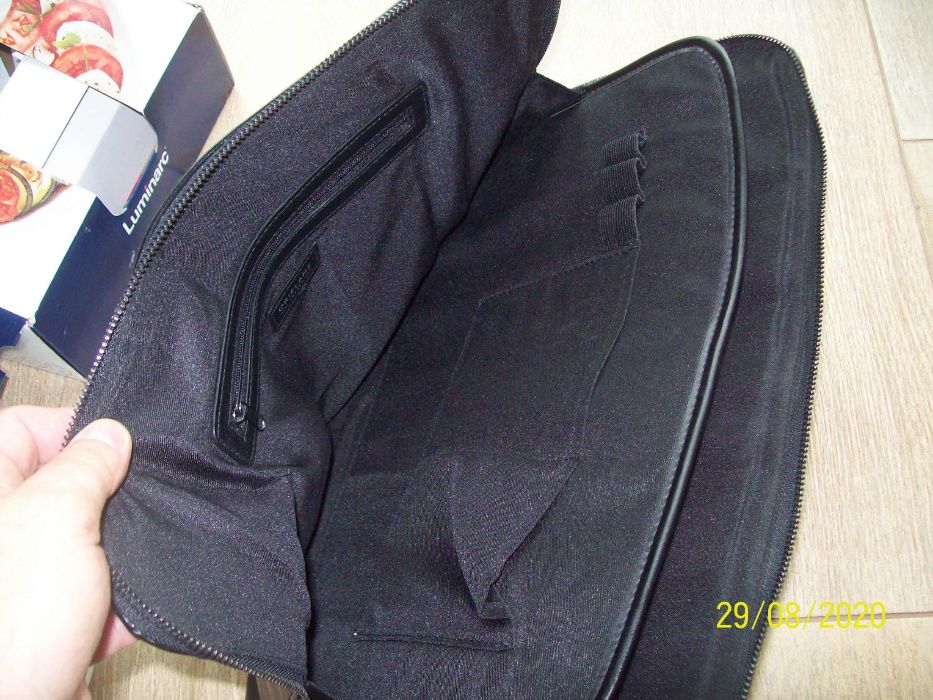 torba czarna na dokumenty lub do laptopa