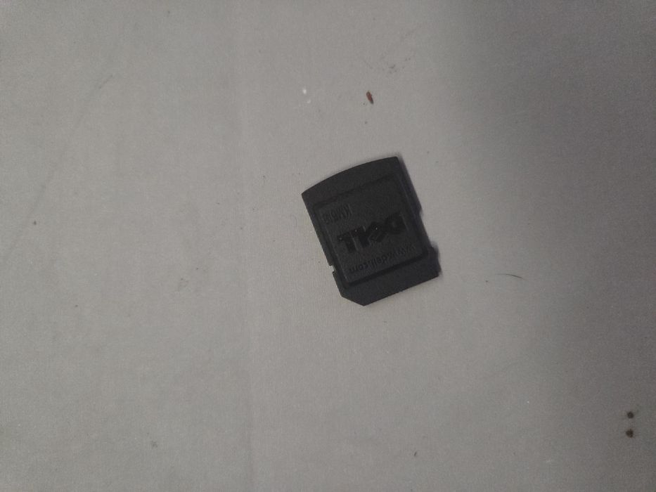 Sprzedam zaslepkę Karty SD do laptopa DELL INSPIRON 1545