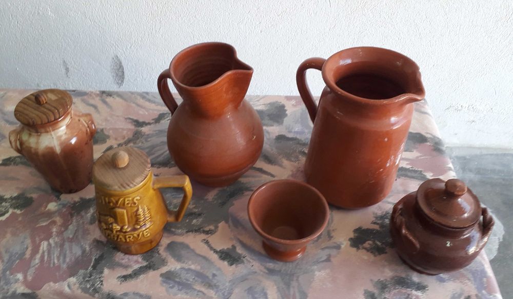 Conjunto de Jarros em barro