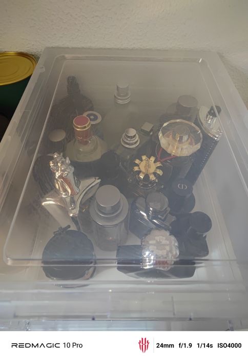 Coleção de perfumes para venda