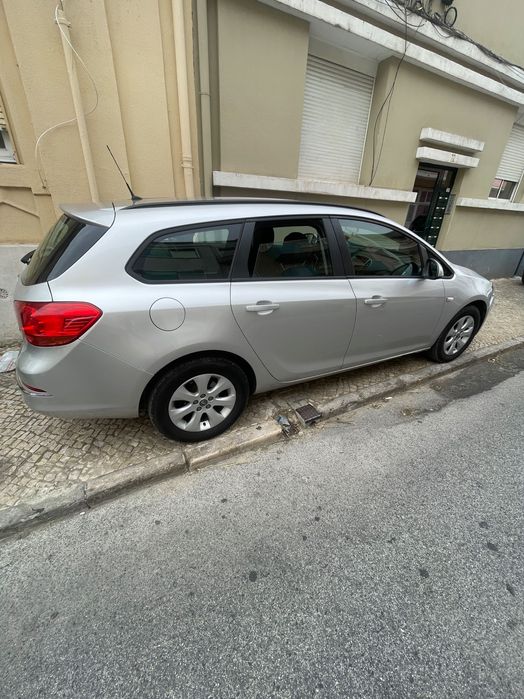 Opel Astra 2014 J Sports Tourer