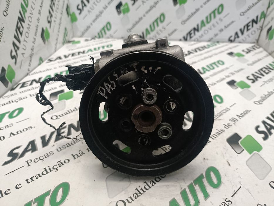 Bomba de direção VOLKSWAGEN Passat (3B2)