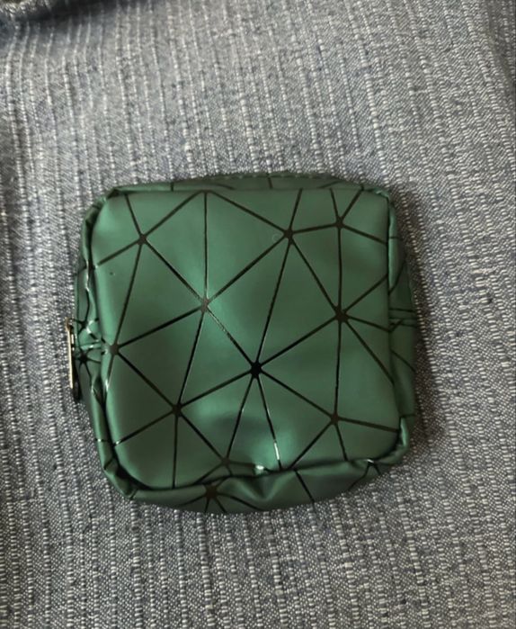 Nowa kosmetyczka na podpaski