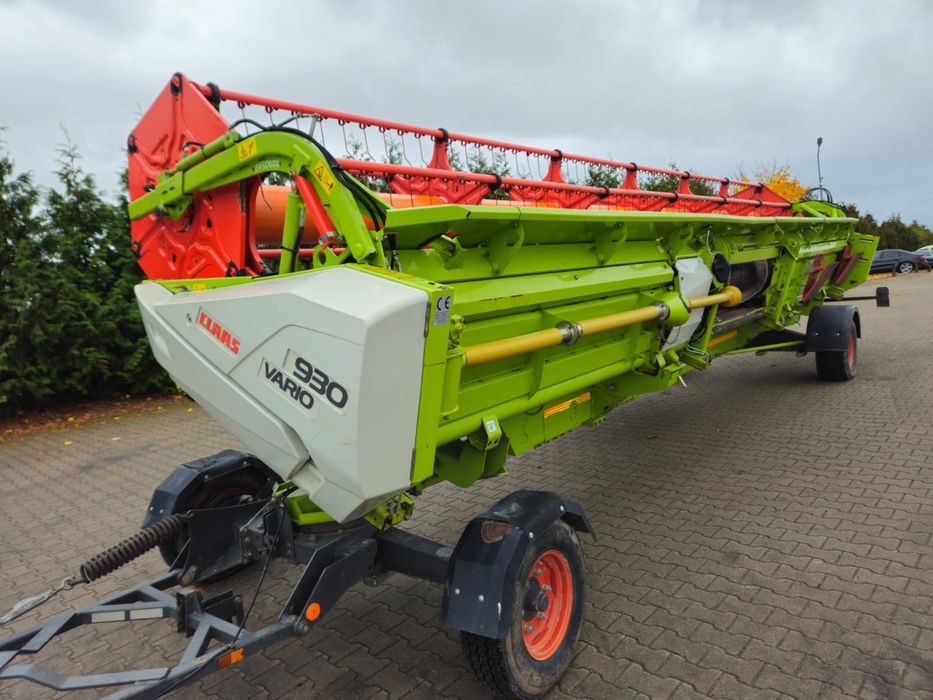 Claas Lexion 760TT + V930