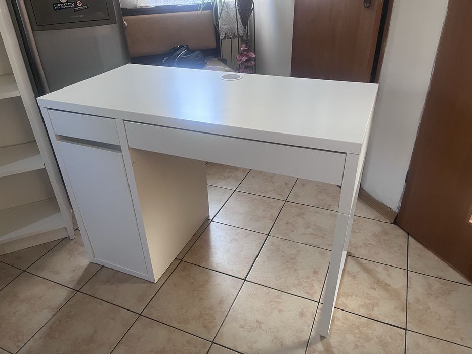 Biurko + regał Ikea
