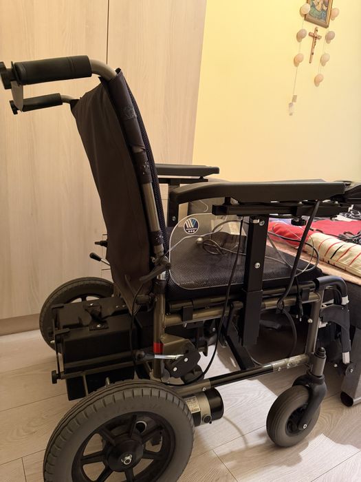 wozek inwalidzki elektryczny
