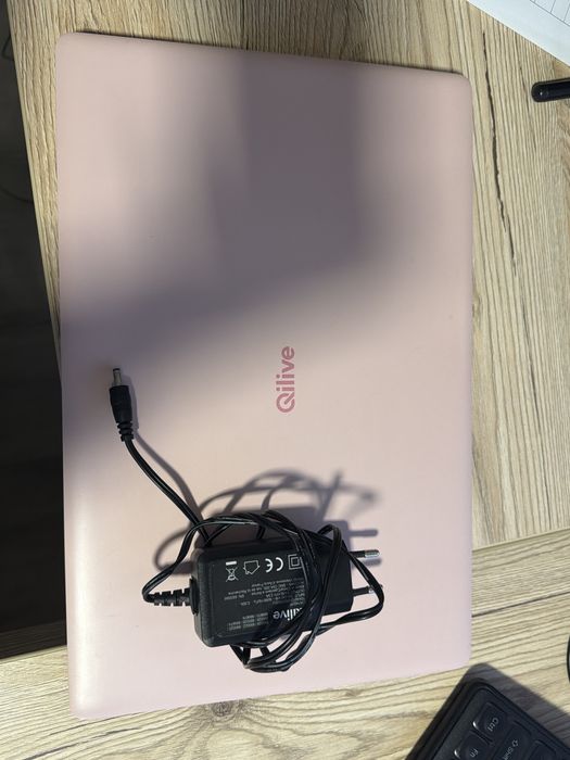 Computador - marca Qilive