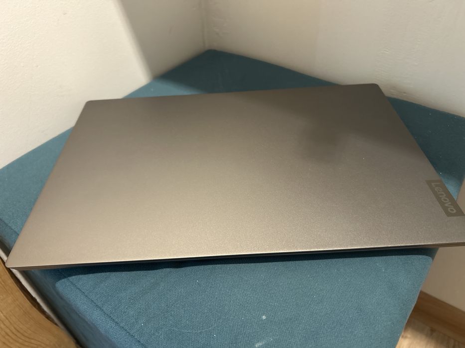 Laptop lenovo IdeaPad S540
