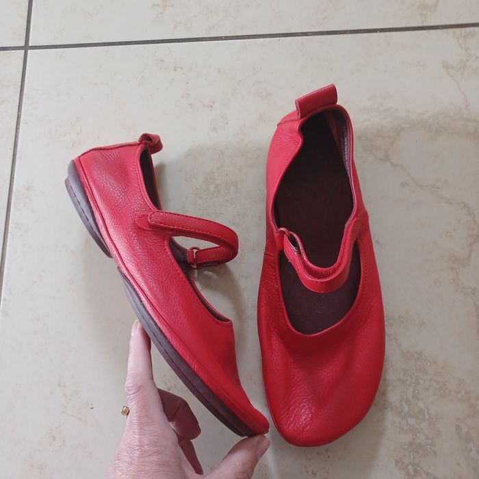 Buty CAMPER RIGHT super wygodne 40/ salon 525 zł