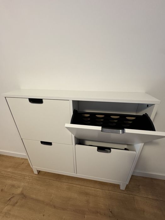 Sapateira Ikea branca