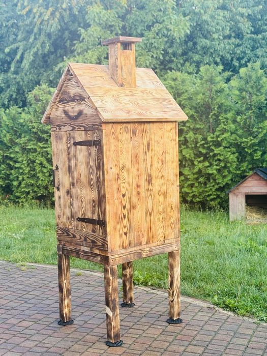 Wędzarnia drewniana