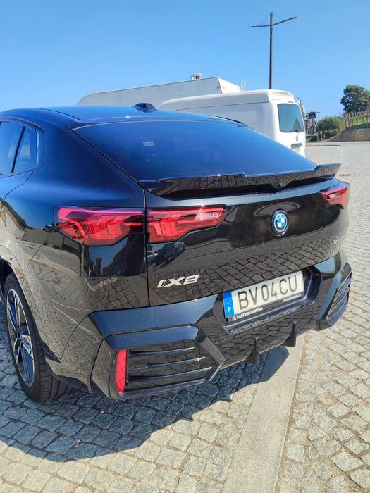 Automóvel BMW IX2 edrive 2.0 Pack M