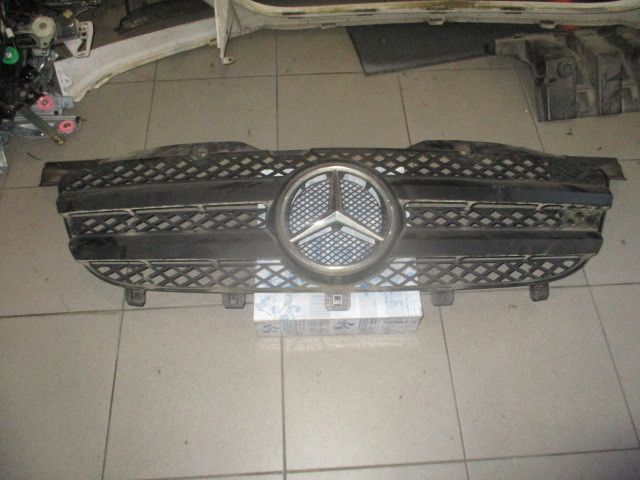 Grelha do Pára-Choques da Frente MERCEDES-BENZ Sprinter 3,5-t (906)