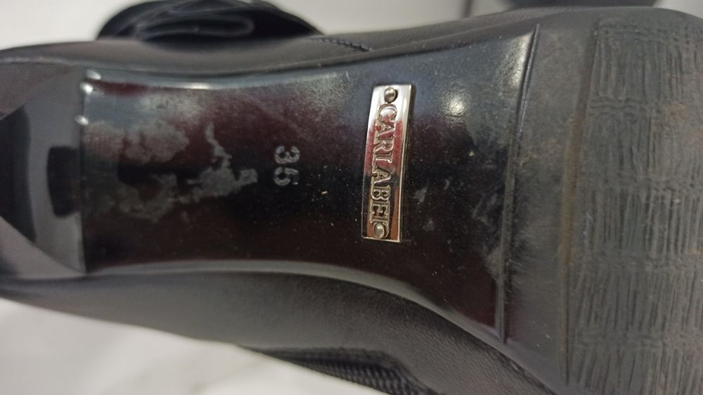 Продам жіночі ботильйони