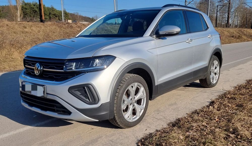 Volkswagen T-Cross Vw t cross benzyna polski salon niski przebieg lekko uszkodzony okazja