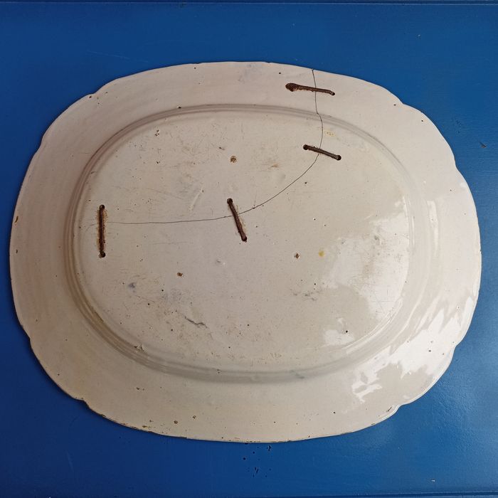 Travessa antiga em faiança portuguesa do Norte