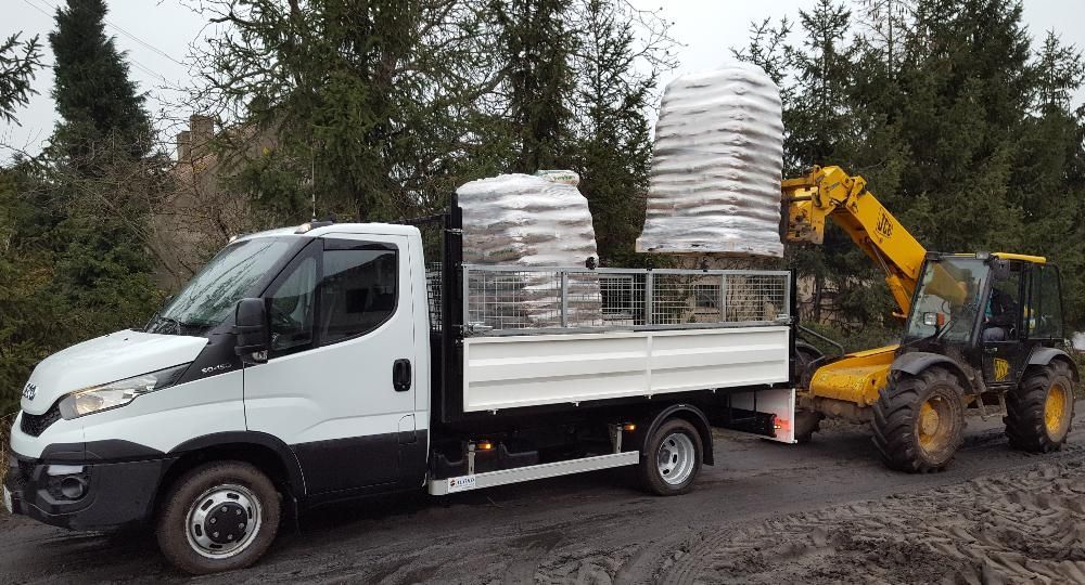 Pellet drzewny 6mm pakowany w foliowe worki 15kg z transportem