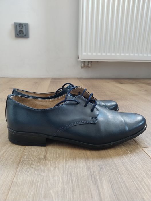 Eleganckie buty dla chłopca pantofle uroczystość komunia