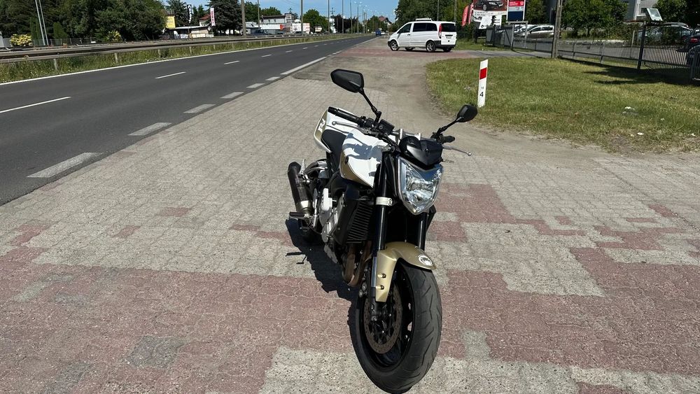 Yamaha FZ 1
