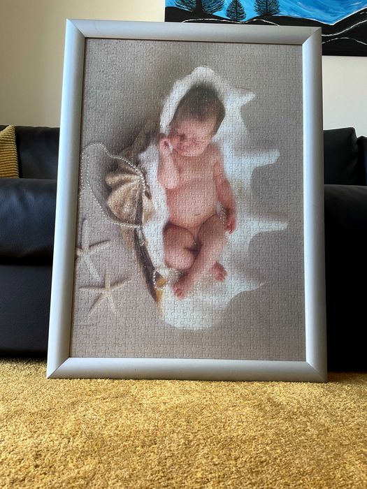 Quadro decorativo com moldura 1X70 - imagem bébé
