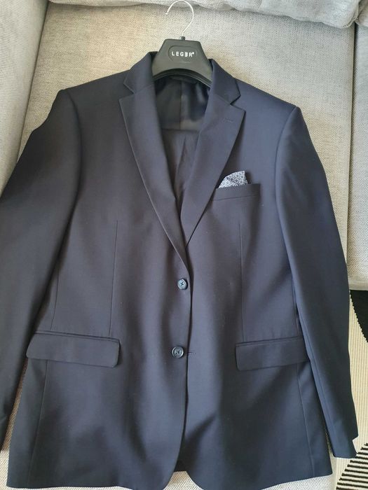 Garnitur młodzieżowy