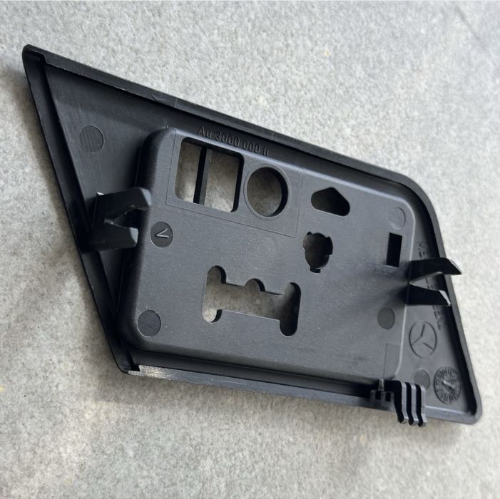 Обміняю панель водійського пульта електрсидіння Mercedes w124 на w126