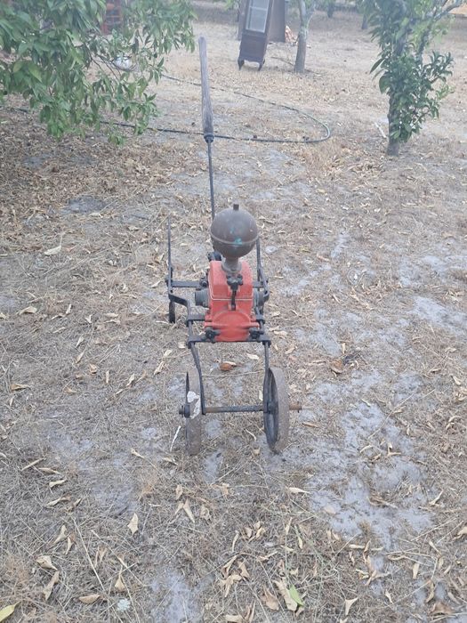 Bomba de transfega antiga