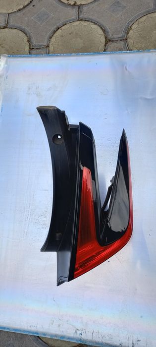 Б/у фонарь задний для Nissan Leaf 2017-2022