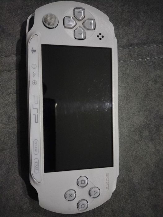 PSP + FIFA 14 + Cartão Multijogos