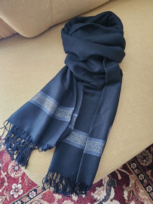 Szal czarno-srebrny XL