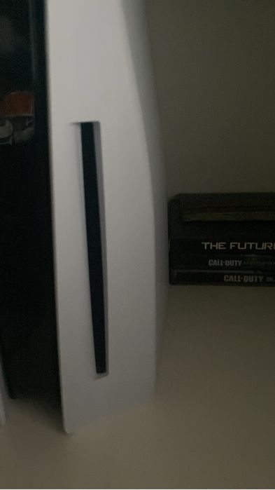 PS5 825GB (com disco) + Comando