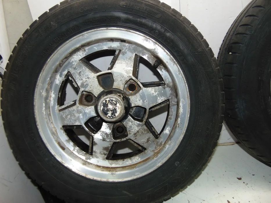 Renault 4F/4L Jantes especiais " usado em bom estado