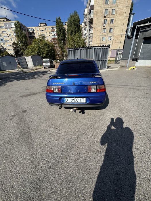 Продам ваз 2110