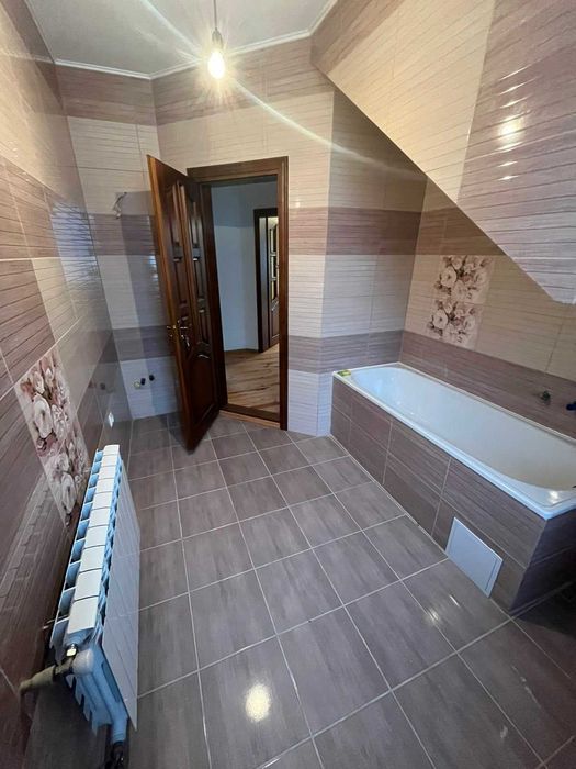 Продаж будинку в с.Підрясне