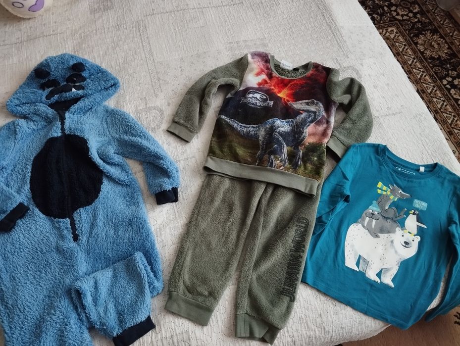 Одежда для мальчика 2-6 лет - худи, свитера, флиски, водолазки.